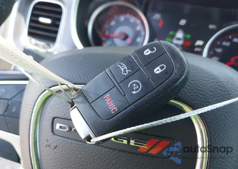 2018 Dodge Charger R/T Scat Pack Rwd z USA, uszkodzony, nr VIN 2C3CDXGJ4JH206822